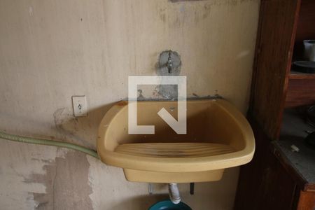 Casa à venda com 100m², 2 quartos e sem vagaÁrea de Serviço