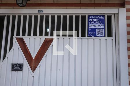 Casa à venda com 117m², 2 quartos e 1 vaga Casa à venda com 117m², 2 quartos e 1 vagaPlaca