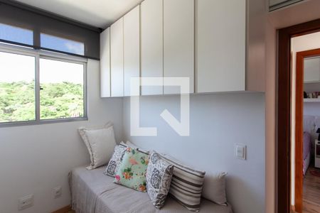 Apartamento à venda com 88m², 2 quartos e 2 vagasQuarto 2