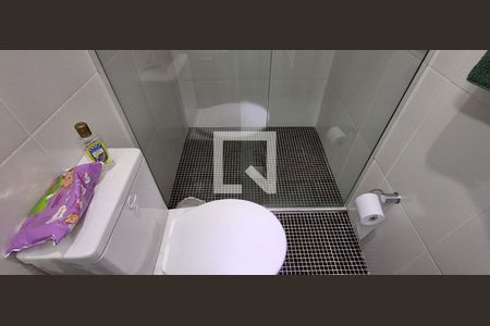 Apartamento à venda com 87m², 2 quartos e 1 vaga Apartamento à venda com 87m², 2 quartos e 1 vagaBanheiro da Suíte