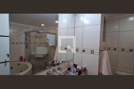 Apartamento à venda com 87m², 2 quartos e 1 vaga Apartamento à venda com 87m², 2 quartos e 1 vagaBanheiro da Suíte