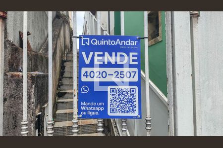Casa à venda com 230m², 3 quartos e sem vaga Casa à venda com 230m², 3 quartos e sem vagaOZTP-101