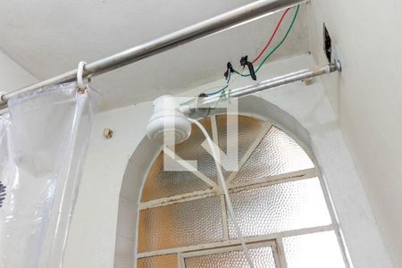 Casa à venda com 230m², 3 quartos e sem vaga Casa à venda com 230m², 3 quartos e sem vagaBanheiro 2