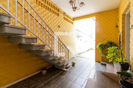 Casa à venda com 230m², 3 quartos e sem vaga Casa à venda com 230m², 3 quartos e sem vagaQuintal