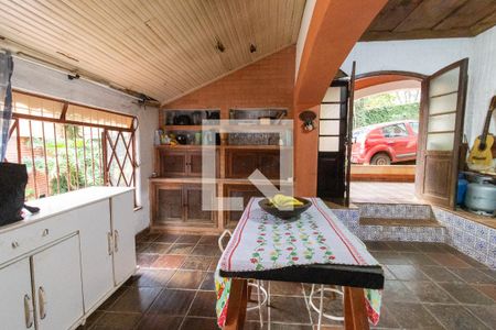 Casa à venda com 150m², 3 quartos e 2 vagas Casa à venda com 150m², 3 quartos e 2 vagasCozinha