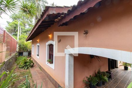 Casa à venda com 150m², 3 quartos e 2 vagas Casa à venda com 150m², 3 quartos e 2 vagasÁrea comum