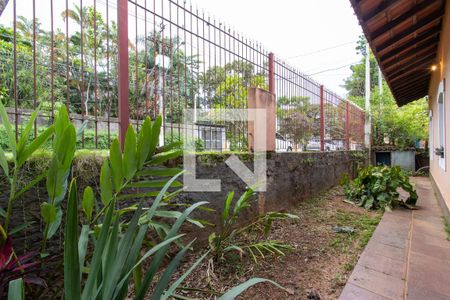 Casa à venda com 150m², 3 quartos e 2 vagas Casa à venda com 150m², 3 quartos e 2 vagasÁrea comum