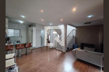 Sala de casa à venda com 4 quartos, 298m² em Taquara, Rio de Janeiro