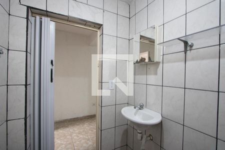 Banheiro de casa para alugar com 1 quarto, 40100m² em Jardim Guarará, Santo André