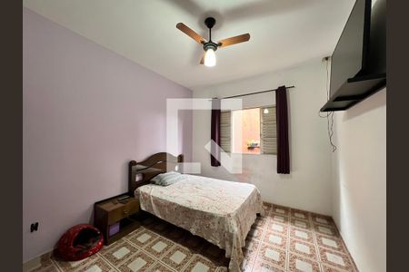 Casa à venda com 270m², 2 quartos e 4 vagas Casa à venda com 270m², 2 quartos e 4 vagasQuarto 1