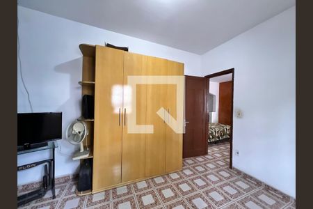 Casa à venda com 270m², 2 quartos e 4 vagas Casa à venda com 270m², 2 quartos e 4 vagasQuarto 2