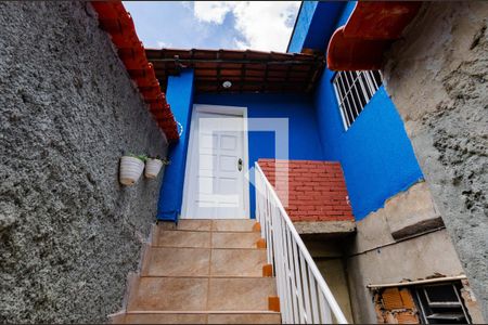 Casa à venda com 70m², 2 quartos e sem vaga Casa à venda com 70m², 2 quartos e sem vagaEntrada