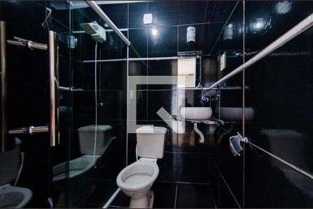 Casa à venda com 70m², 2 quartos e sem vaga Casa à venda com 70m², 2 quartos e sem vagaBanheiro