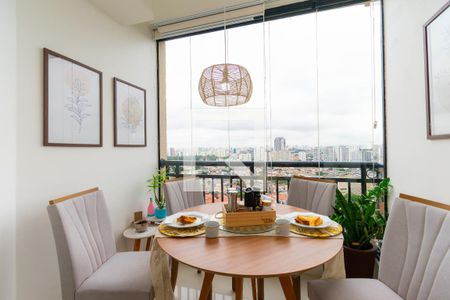 Apartamento à venda com 110m², 2 quartos e 2 vagas Apartamento à venda com 110m², 2 quartos e 2 vagasVaranda da Sala