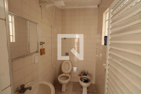 Casa à venda com 121m², 2 quartos e 2 vagasBanheiro