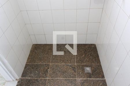 Casa à venda com 250m², 3 quartos e 3 vagas Casa à venda com 250m², 3 quartos e 3 vagasBANHEIRO DA ÁREA DE SERVIÇO