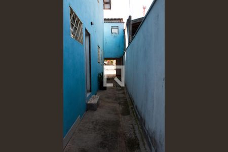 Casa à venda com 250m², 3 quartos e 3 vagas Casa à venda com 250m², 3 quartos e 3 vagasÁREA EXTERNA LATERAL