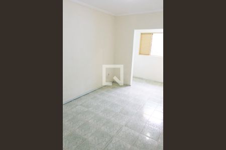 Casa à venda com 250m², 3 quartos e 3 vagas Casa à venda com 250m², 3 quartos e 3 vagasQUARTO 3