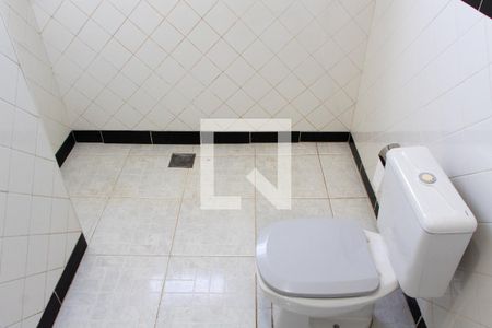 Casa à venda com 250m², 3 quartos e 3 vagas Casa à venda com 250m², 3 quartos e 3 vagasBANHEIRO DA SUITE