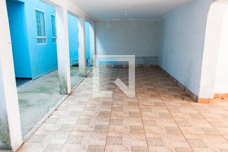 Casa à venda com 250m², 3 quartos e 3 vagas Casa à venda com 250m², 3 quartos e 3 vagasGARAGEM