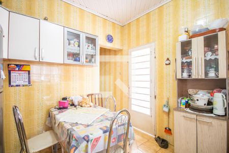 Casa à venda com 350m², 4 quartos e 1 vaga Casa à venda com 350m², 4 quartos e 1 vagaCozinha 1