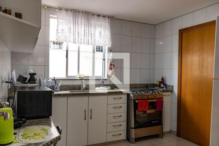 Apartamento à venda com 100m², 3 quartos e 2 vagas Apartamento à venda com 100m², 3 quartos e 2 vagasCozinha