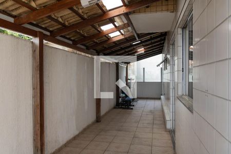 Apartamento à venda com 100m², 3 quartos e 2 vagas Apartamento à venda com 100m², 3 quartos e 2 vagasVaranda