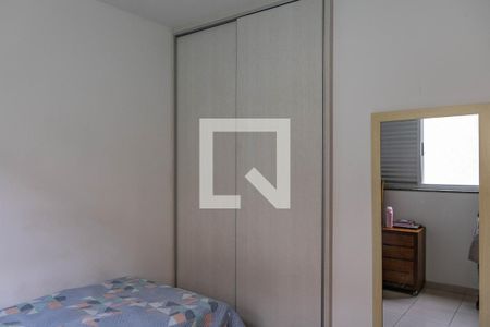 Apartamento à venda com 100m², 3 quartos e 2 vagas Apartamento à venda com 100m², 3 quartos e 2 vagasQuarto 1