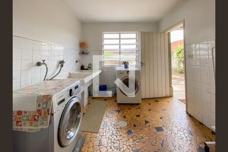 Casa à venda com 225m², 4 quartos e 3 vagasÁrea de Serviço