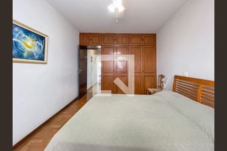 Casa à venda com 225m², 4 quartos e 3 vagasQuarto 2