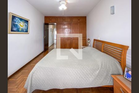 Casa à venda com 225m², 4 quartos e 3 vagasQuarto 2