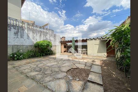 Casa à venda com 225m², 4 quartos e 3 vagasÁrea Externa