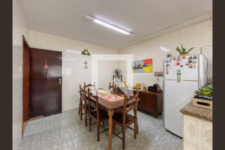 Casa à venda com 225m², 4 quartos e 3 vagasCopa