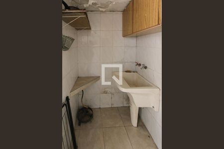 Apartamento à venda com 71m², 2 quartos e 1 vaga Apartamento à venda com 71m², 2 quartos e 1 vagaÁrea de Serviço