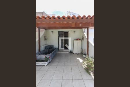 Apartamento à venda com 71m², 2 quartos e 1 vaga Apartamento à venda com 71m², 2 quartos e 1 vagaVaranda