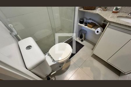 Apartamento à venda com 133m², 3 quartos e 2 vagas Apartamento à venda com 133m², 3 quartos e 2 vagasBanheiro Social