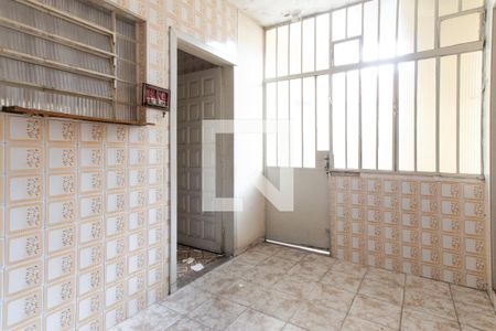 Casa à venda com 220m², 3 quartos e 2 vagas Casa à venda com 220m², 3 quartos e 2 vagasCozinha