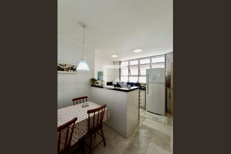 Apartamento para alugar com 181m², 3 quartos e 1 vaga Apartamento para alugar com 181m², 3 quartos e 1 vagaCopa/ Cozinha
