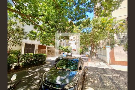 Apartamento para alugar com 181m², 3 quartos e 1 vaga Apartamento para alugar com 181m², 3 quartos e 1 vagaVista da Rua