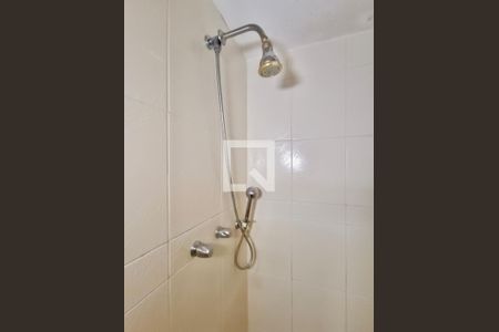 Apartamento para alugar com 181m², 3 quartos e 1 vaga Apartamento para alugar com 181m², 3 quartos e 1 vagaBanheiro social 2