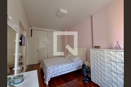 Apartamento para alugar com 181m², 3 quartos e 1 vaga Apartamento para alugar com 181m², 3 quartos e 1 vagaCômodo 2