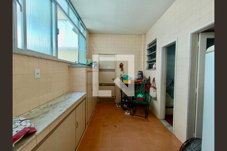 Apartamento para alugar com 181m², 3 quartos e 1 vaga Apartamento para alugar com 181m², 3 quartos e 1 vagaÁrea serviço