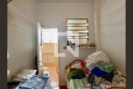 Apartamento para alugar com 181m², 3 quartos e 1 vaga Apartamento para alugar com 181m², 3 quartos e 1 vagaQuarto serviço 2