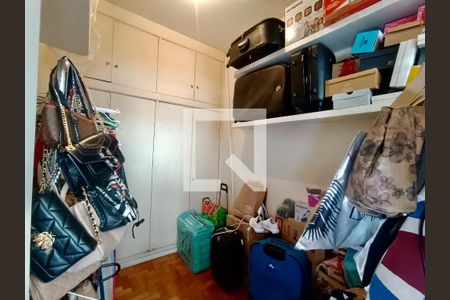 Apartamento para alugar com 181m², 3 quartos e 1 vaga Apartamento para alugar com 181m², 3 quartos e 1 vagaQuarto serviço 1