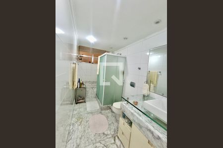 Apartamento para alugar com 181m², 3 quartos e 1 vaga Apartamento para alugar com 181m², 3 quartos e 1 vagaBanheiro social 1