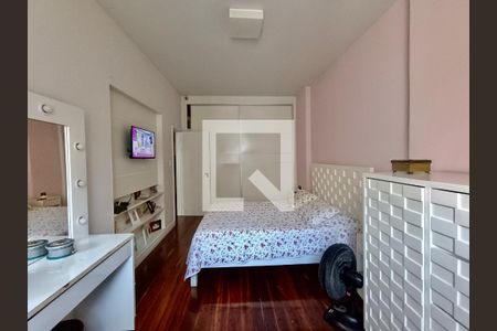 Apartamento para alugar com 181m², 3 quartos e 1 vaga Apartamento para alugar com 181m², 3 quartos e 1 vagaCômodo 2