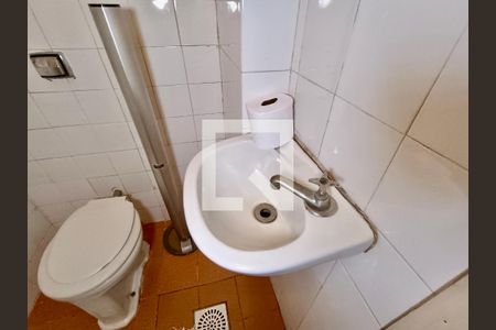 Apartamento para alugar com 181m², 3 quartos e 1 vaga Apartamento para alugar com 181m², 3 quartos e 1 vagaBanheiro serviço