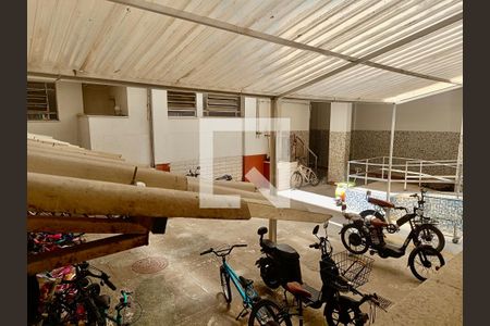 Apartamento para alugar com 181m², 3 quartos e 1 vaga Apartamento para alugar com 181m², 3 quartos e 1 vagaÁrea Comum - Playground