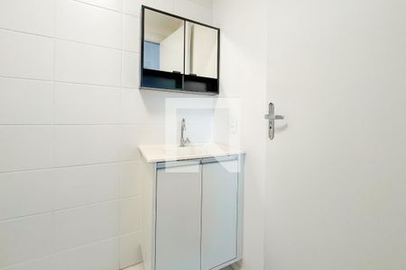 Apartamento à venda com 54m², 2 quartos e 1 vaga Apartamento à venda com 54m², 2 quartos e 1 vagaBanheiro Corredor