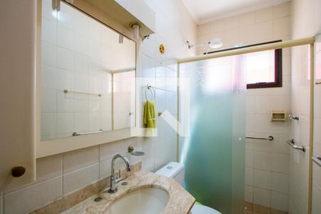Banheiro de apartamento para alugar com 1 quarto, 60m² em Vila Alzira, Santo André